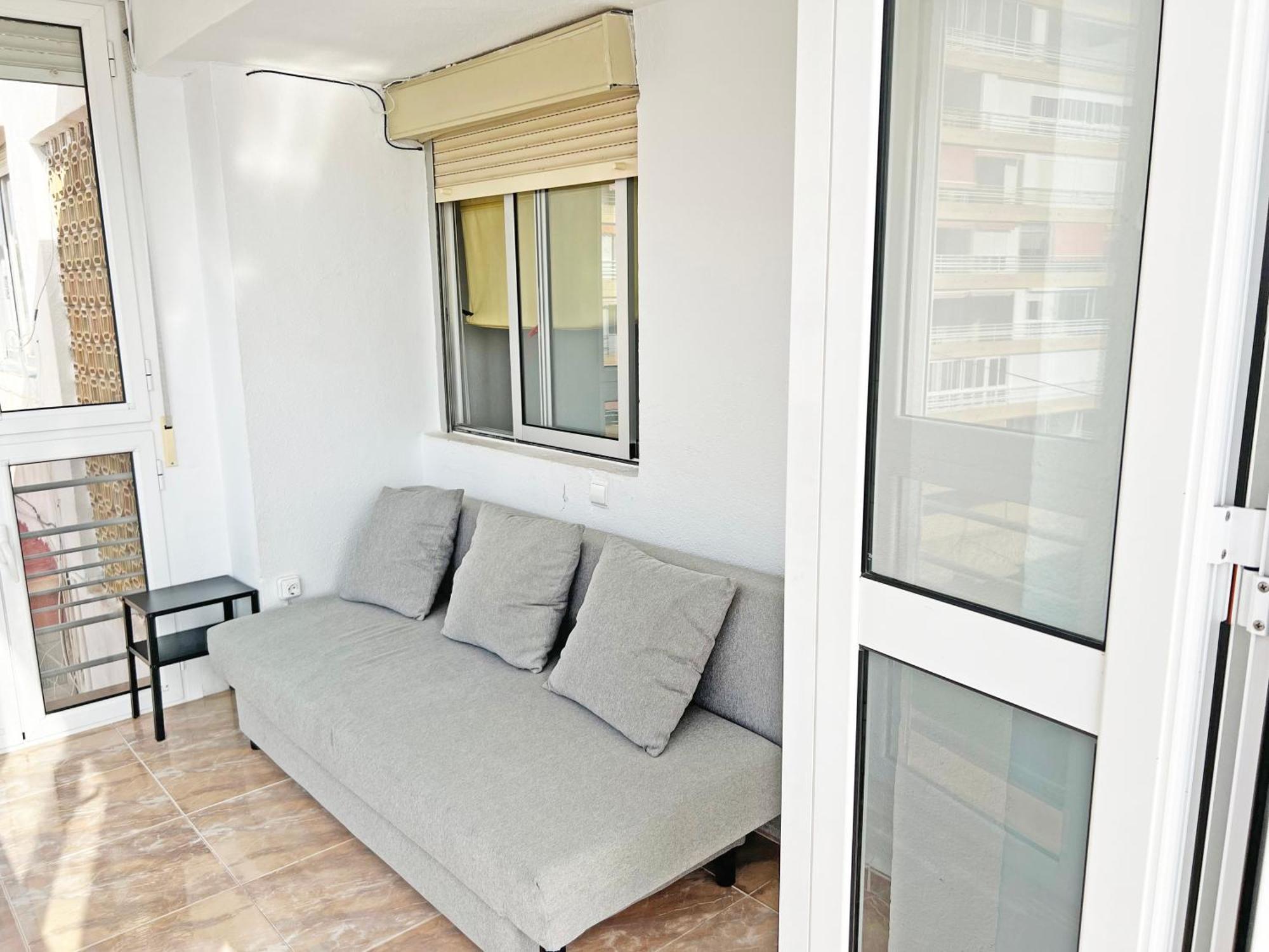 Atico Frente Al Mar 2 Terrazas Barbacoa Y Parking Sujeto A Disponibilidad Lejlighed El Campello Eksteriør billede